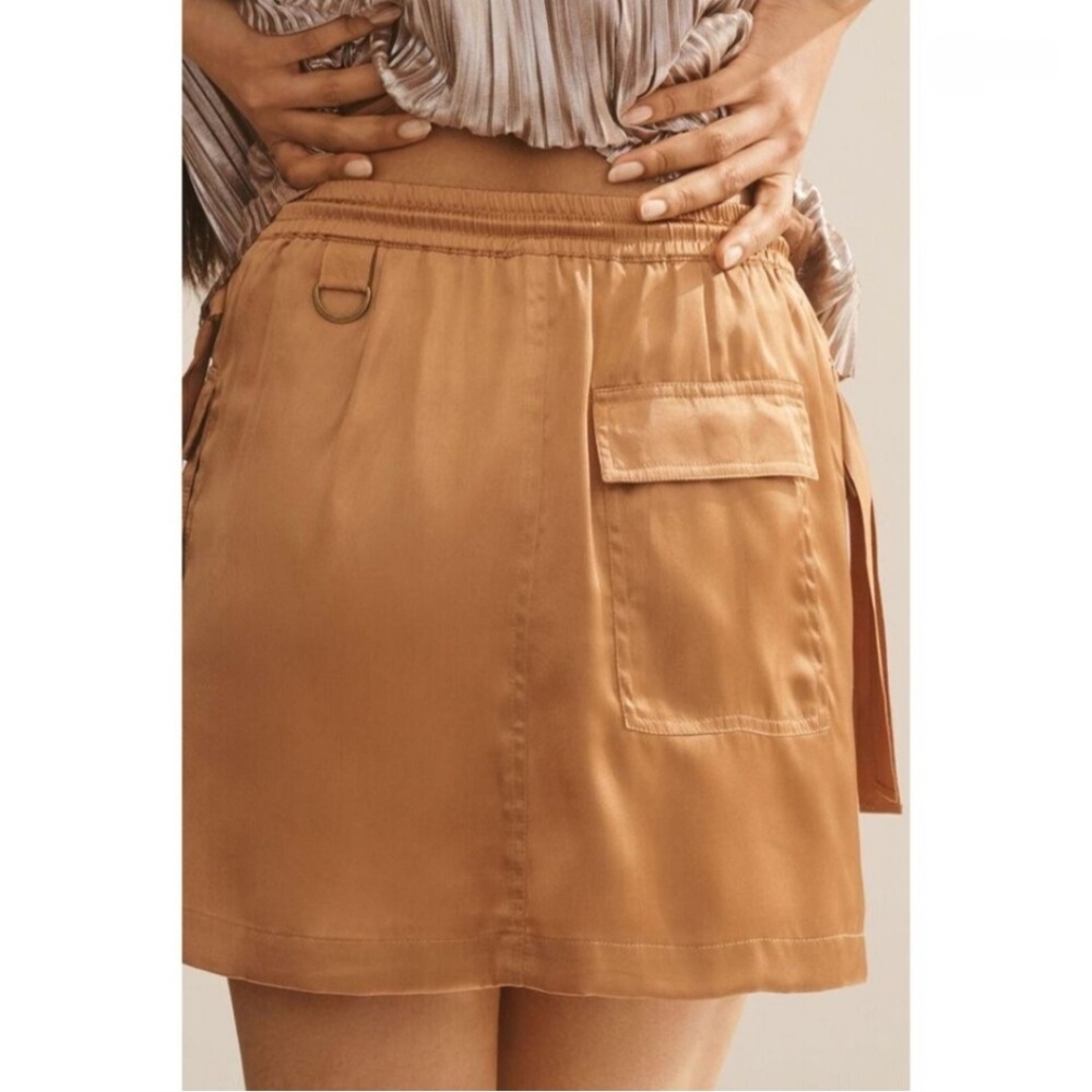 Anthropologie Love The Label Silky Cargo Mini Skirt - Picture 4 of 8